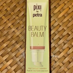 Pixie beauty Balm